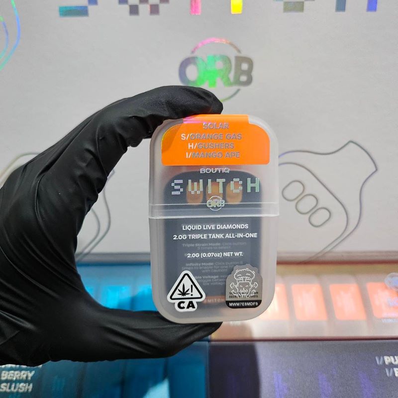 d8 gas boutiq disposable vape pen Boutiq Switch V5 Review 2026: Is the Triple Tank Disposable Worth It? –  Vaping Land